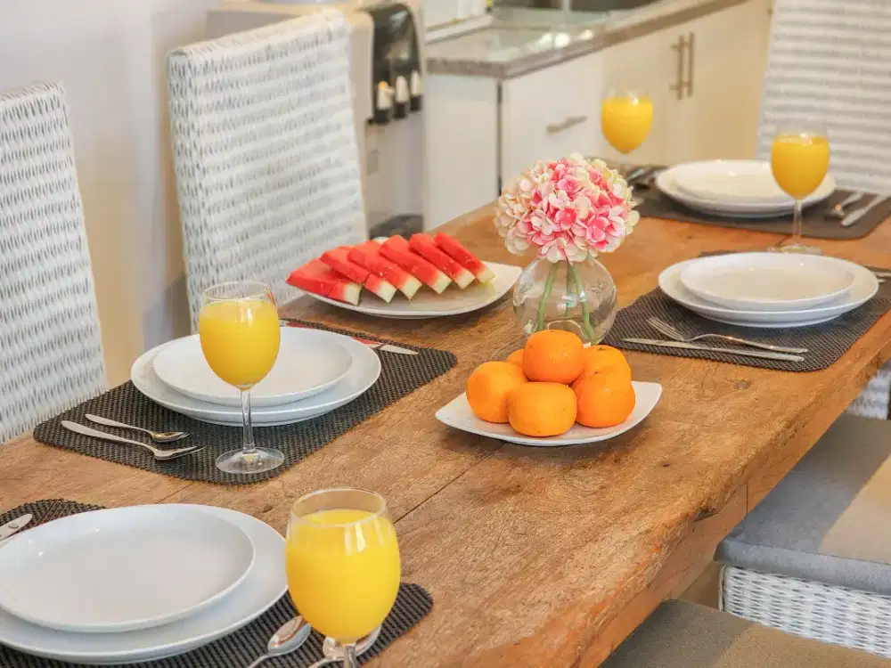 Kursi makan rotan 6 buah