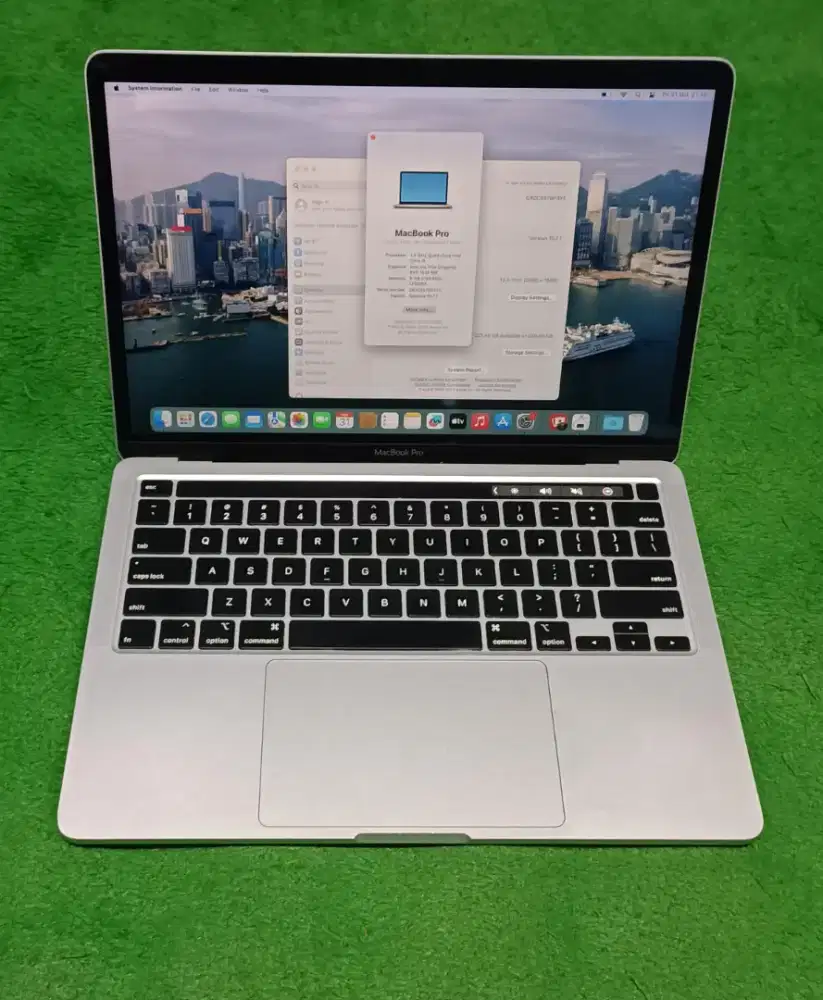 Apple MacBook Pro 2020 Intel i5 8/256 Silver Touchbar Murah