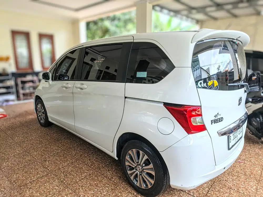 Honda Freed 2015 Bensin