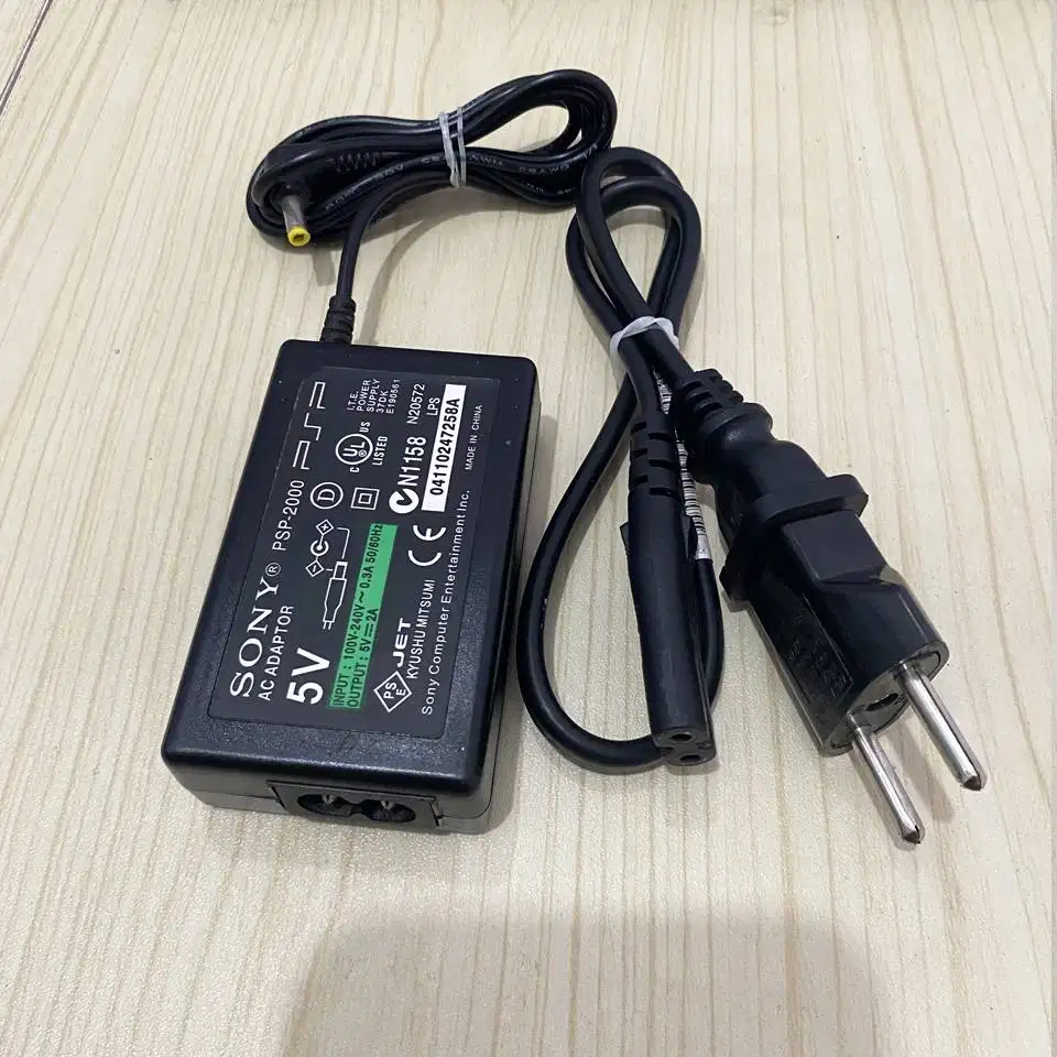 Adaptor charger PSP SONY 1000,2000,3000 orisinl
