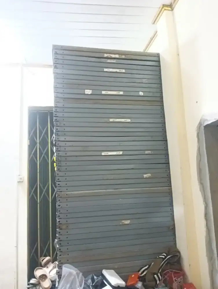 Jual rak besi tebal merk lion ukuran 50*100*250