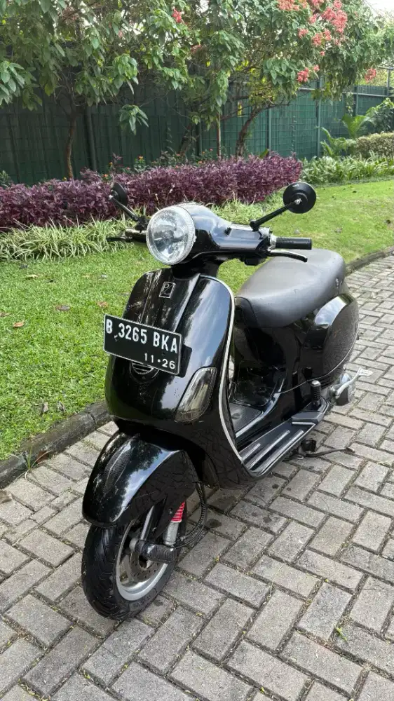 Vespa LX 125 2V Karbu 2011