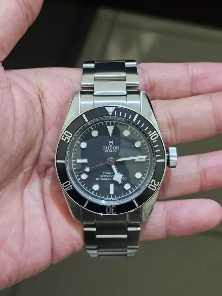 Jam Tangan Tudor Black Bay 79230