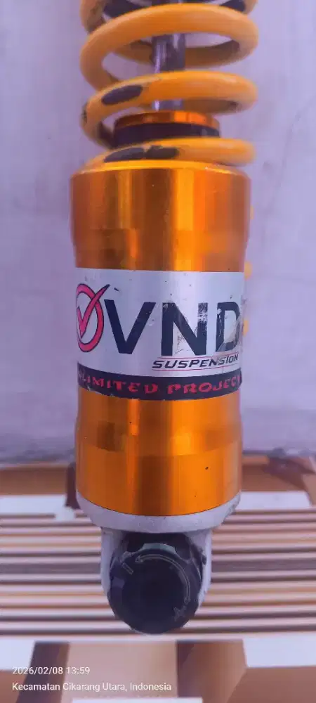 Shockbreaker VND AK 888 B1