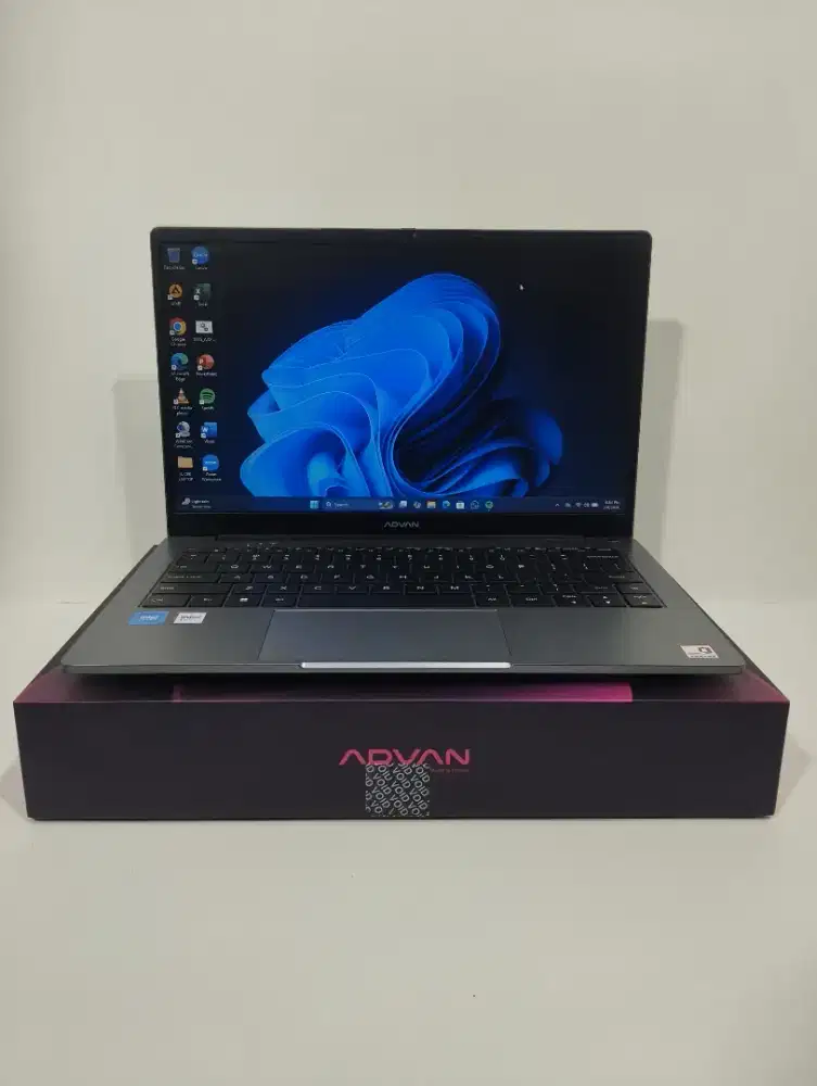 LAPTOP ADVAN TBOOK