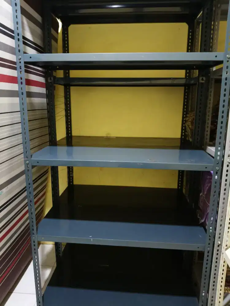 Rak Besi Susun 5 tingkat