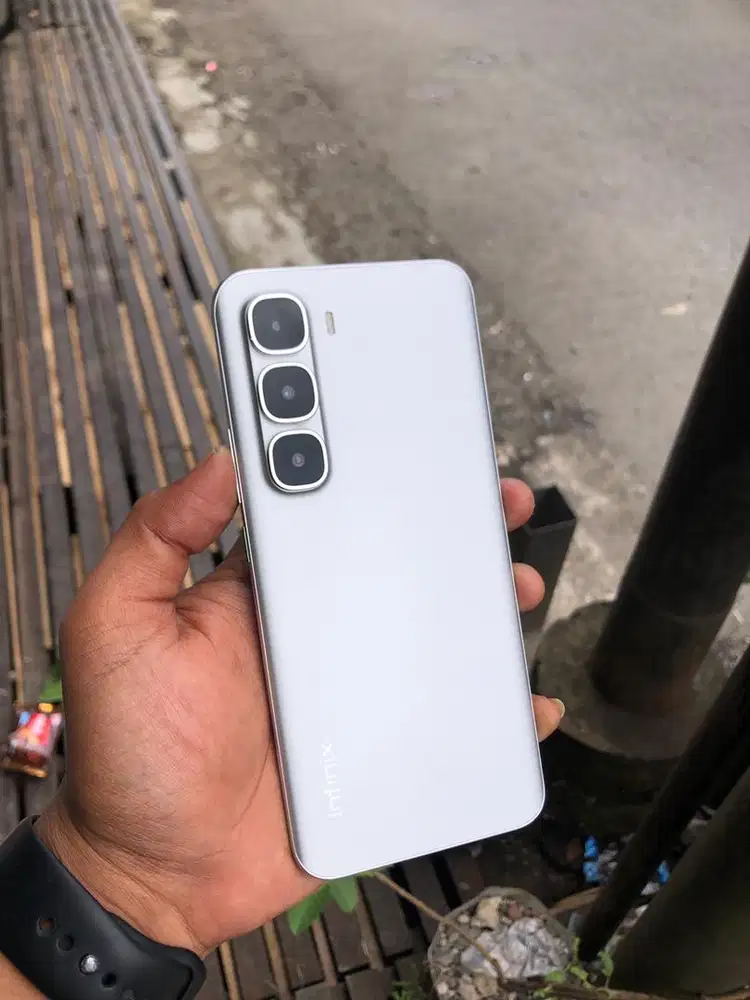 Infinix Hot 60 Pro+ 8/128