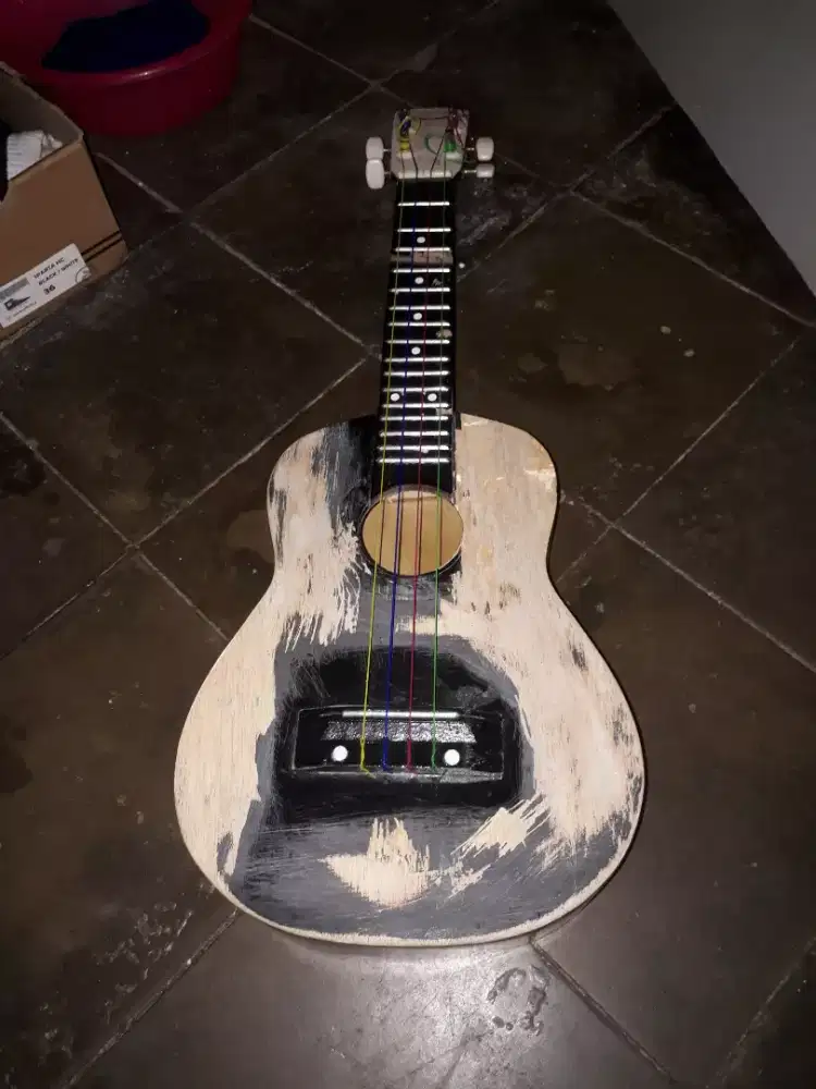 Ukulele pemakaian 1 bulan