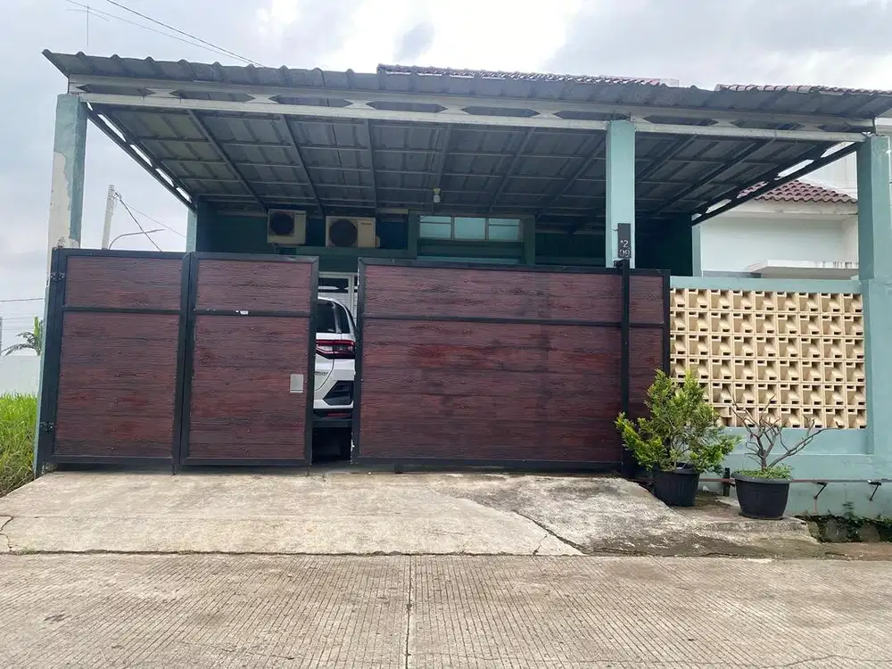 Dijual / Takeover rumah strategis siap huni