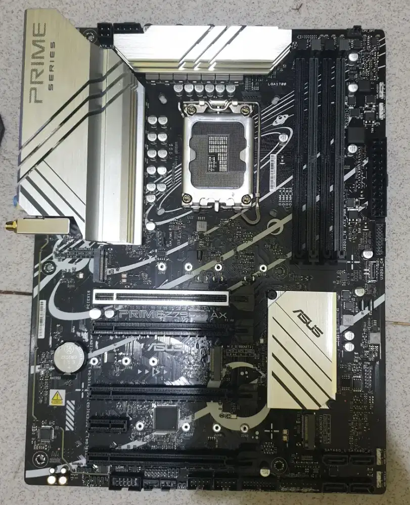Mobo Asus Prime Z790-V AX gen14