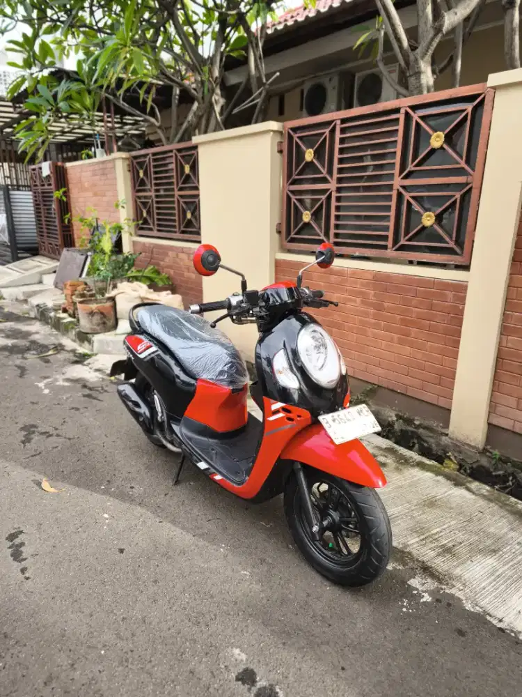 Bissmillah dijual motor Honda Scoopy SE 2023 istimewa