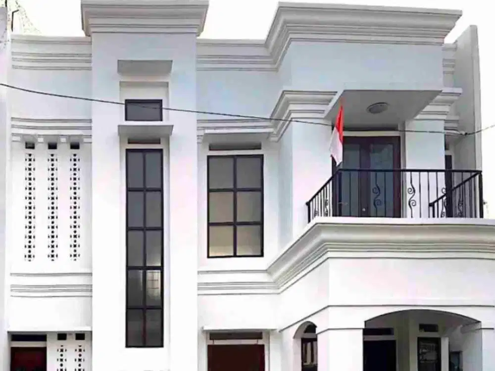 Rumah bangunan baru 2 lantai LT 200 LB 206 halaman belakang luas di lebak bulus dekat MRT