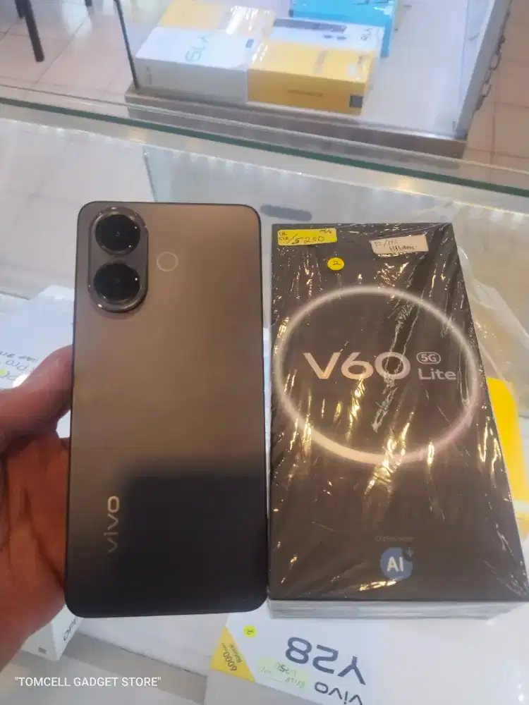 Vivo V60 lite 5G 12/512, mulus like new fullset