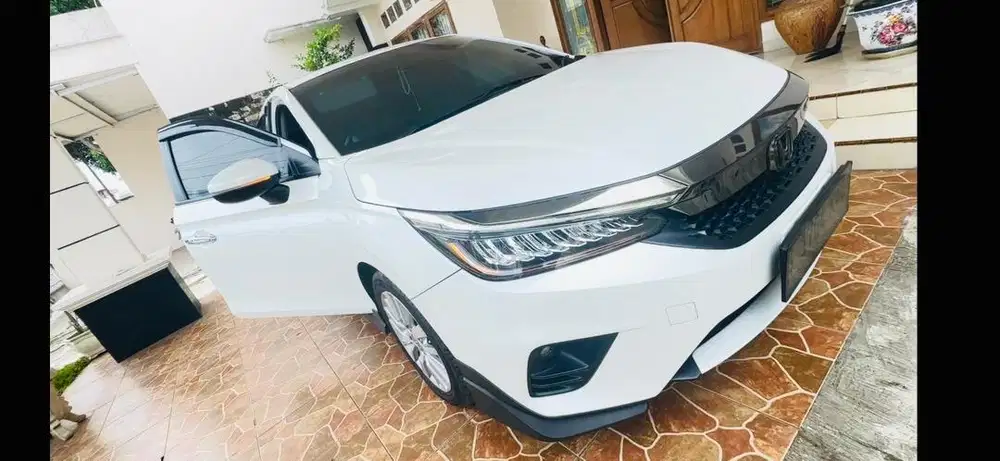 Honda city new sedan 1,5 e cvt tahun 2022