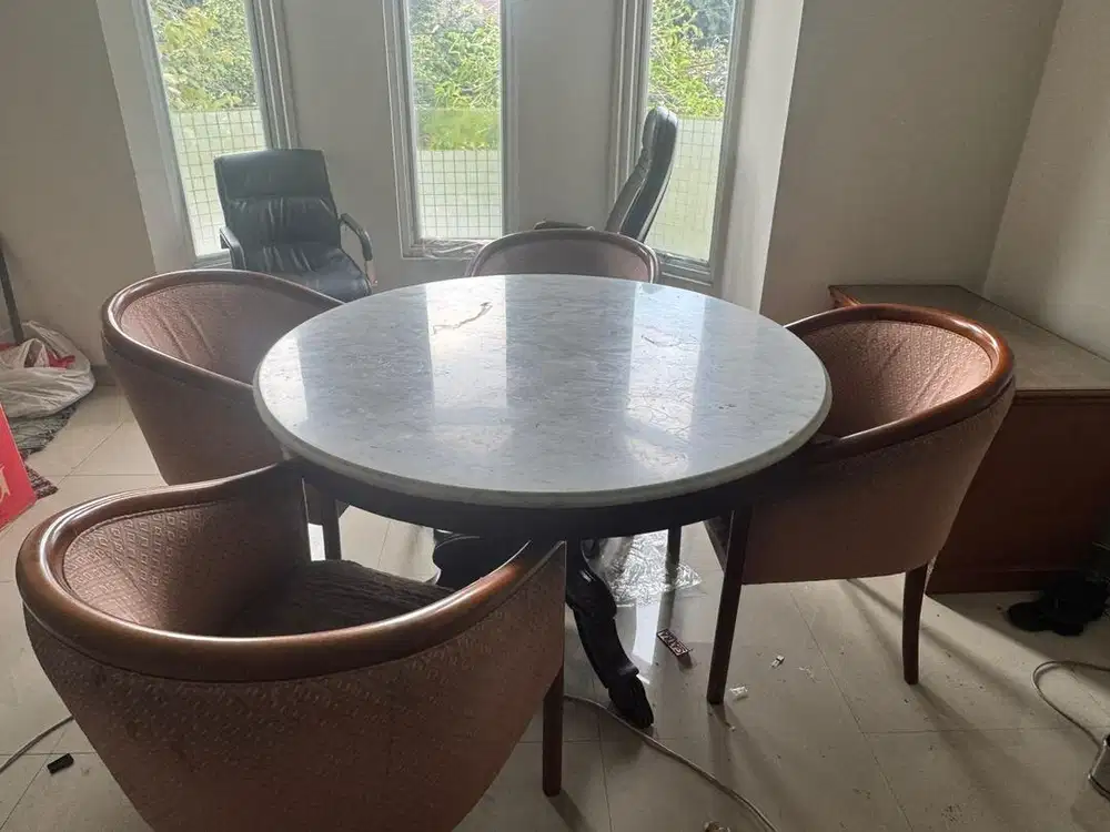 DI JUAL MEJA KANTOR MARMER EX CEO