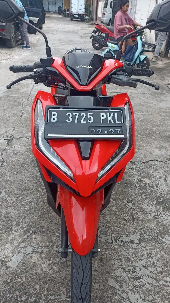 Honda Vario 125 LED tahun 2022.( Pajak baru 2-2027 ).
