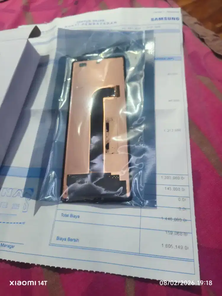 LCD Depan SAMSUNG SM-F916BZNQXID / Z FOLD 2