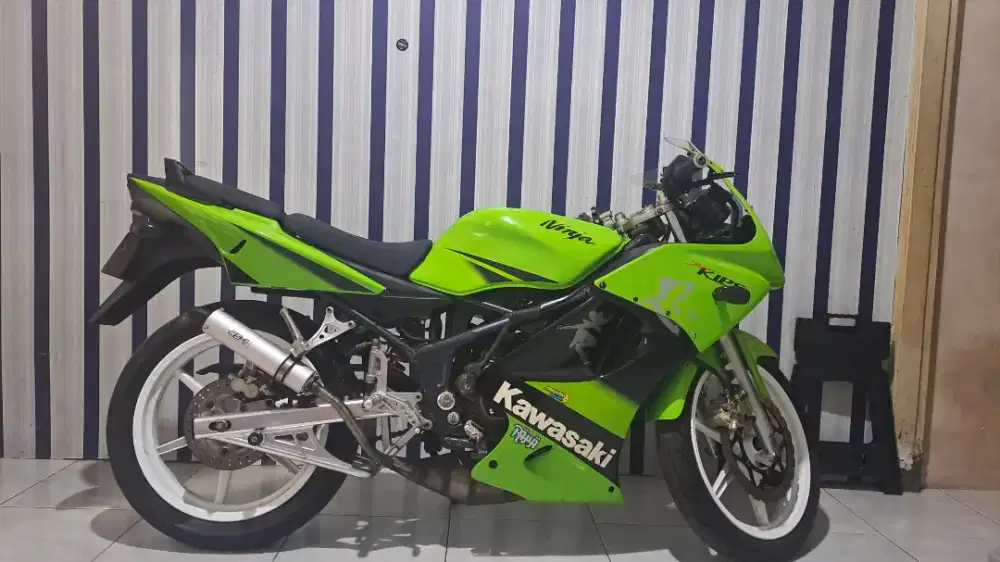 Di jual kawasaki ninja rr old gen 4