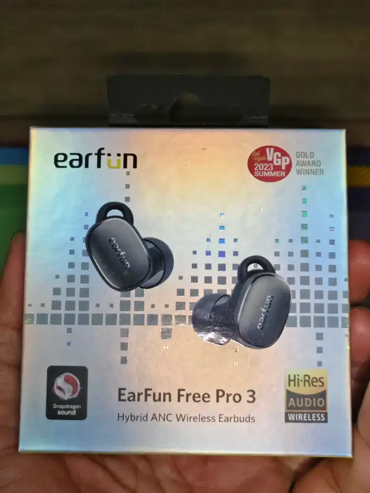 Headset bluetooth Earfun free pro 3