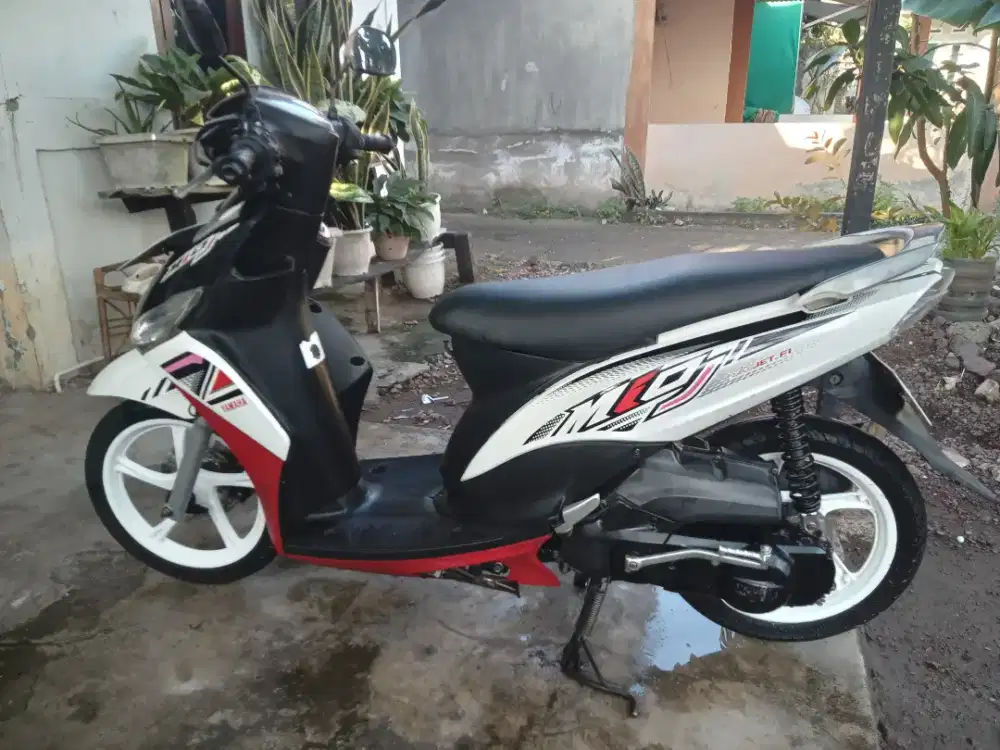 Di jual motor yamaha mio j 2012