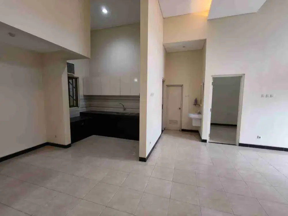 Disewakan Rumah Wisma Mukti kosongan