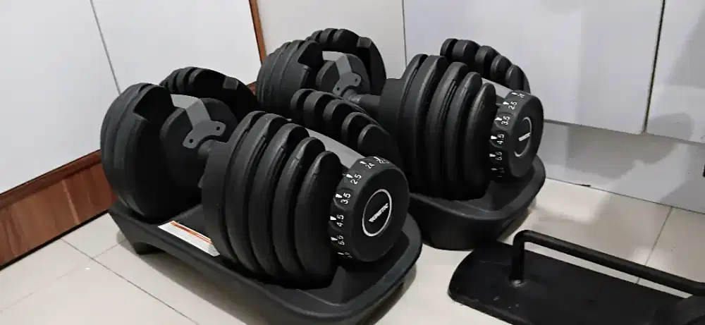 Bundling; Adjustabl bench + Leg Extension dan Curl & Adjustable dumbel