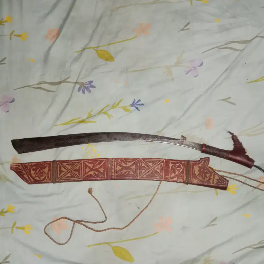 Mandau dayak pedalaman