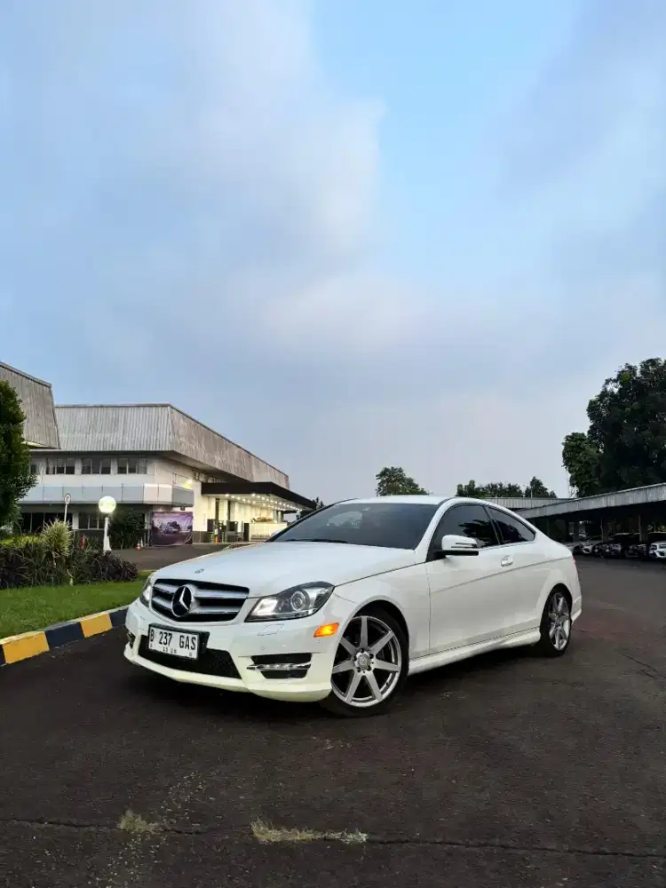 2011 Mercedes Benz C250 Coupe C204 Putih