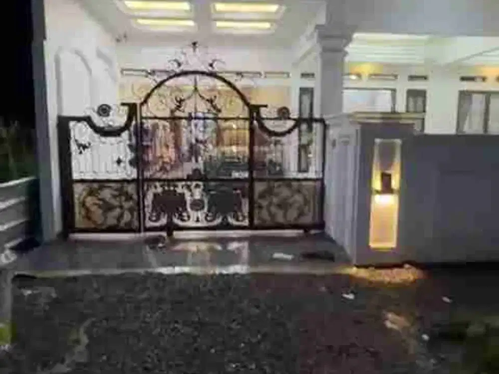 jual rumah mewah murah LT 200m²