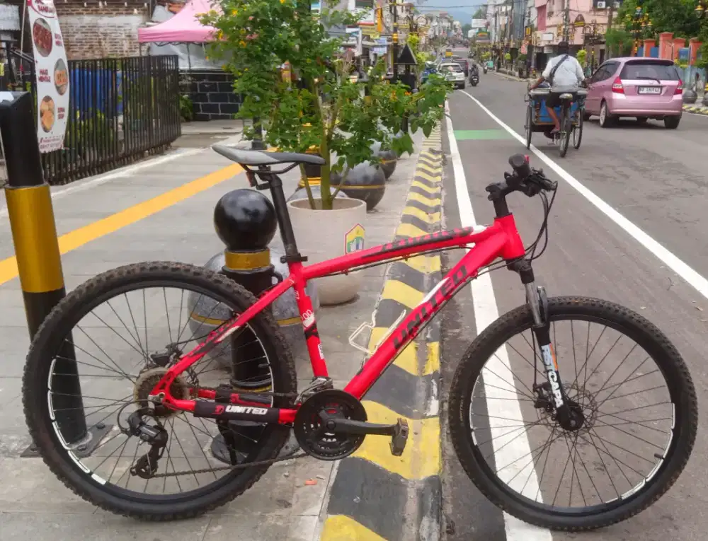 Sepeda gunung united