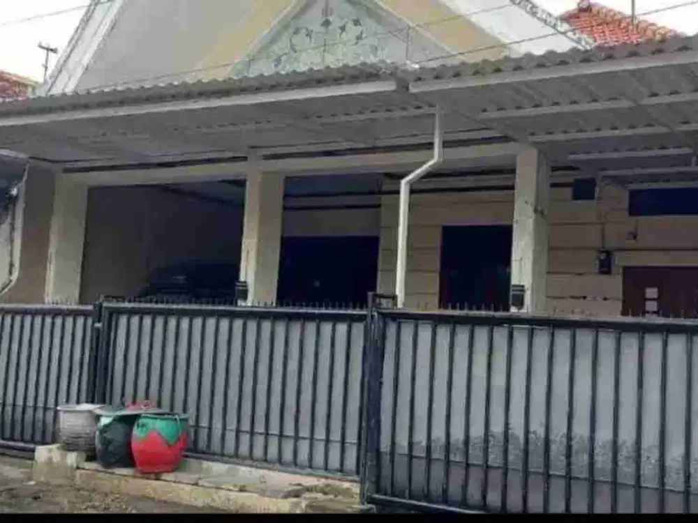 BANTING HARGA RUMAH 1,5 Lantai SIAP HUNI SEMOLOWARU SELATAN Surabaya