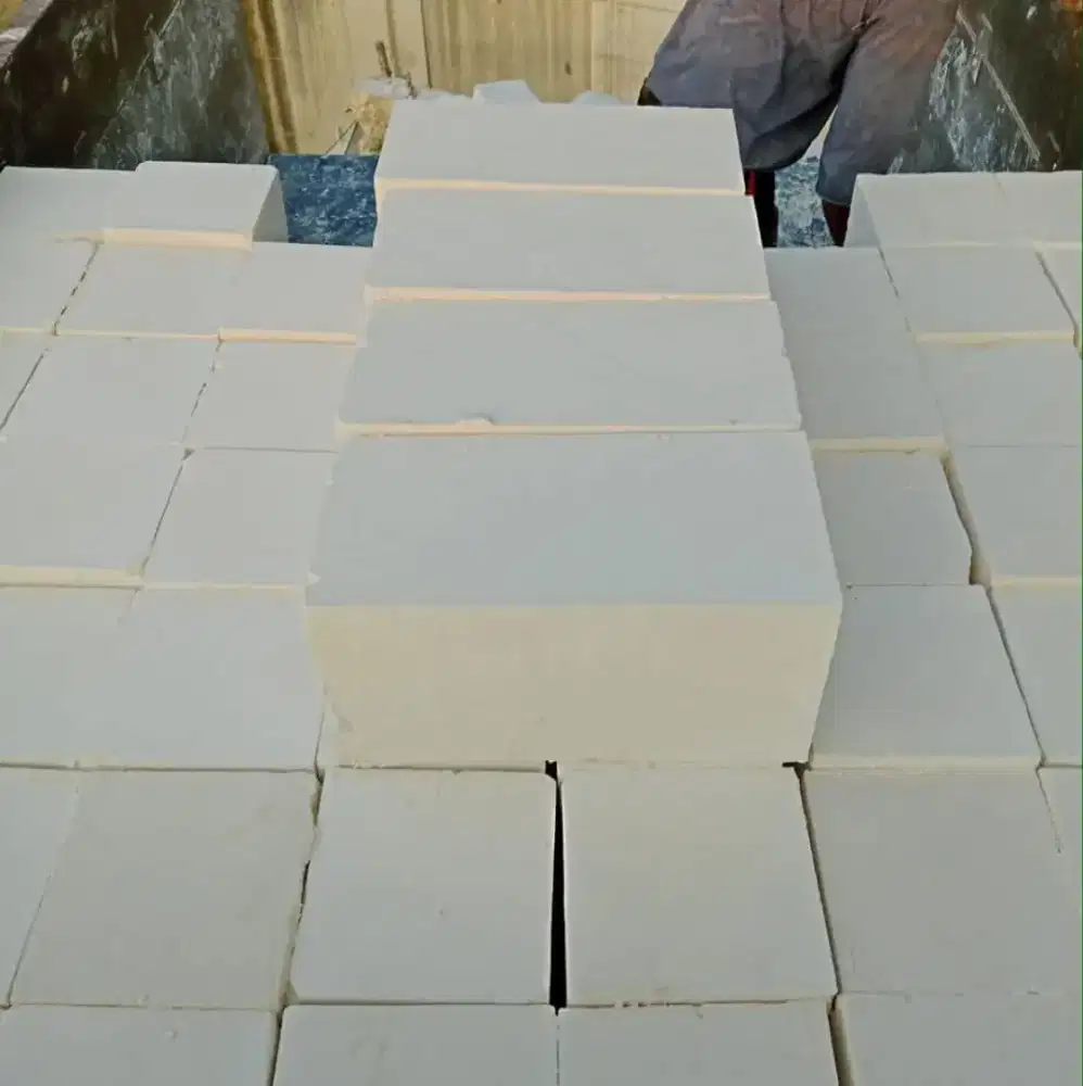 Batu kumbung untuk pondasi rumah