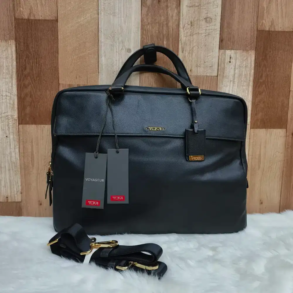 Tumi westport slim brief full leather original