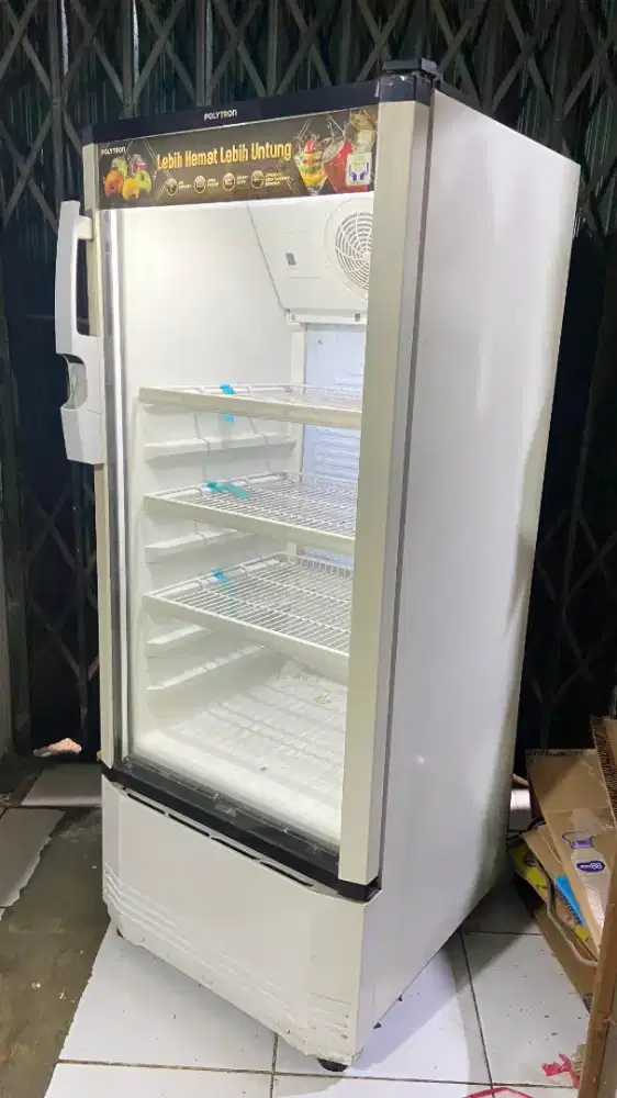 SHOWCASE MINUMAN POLYTRON BEKAS USAHA