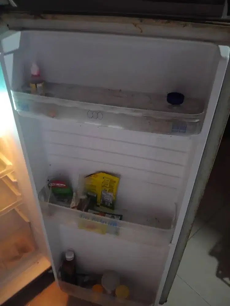 Sanyo kulkas 1 pintu