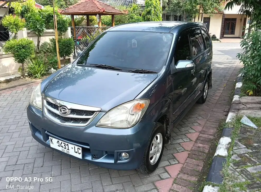 Daihatsu Xenia 2010 Bensin