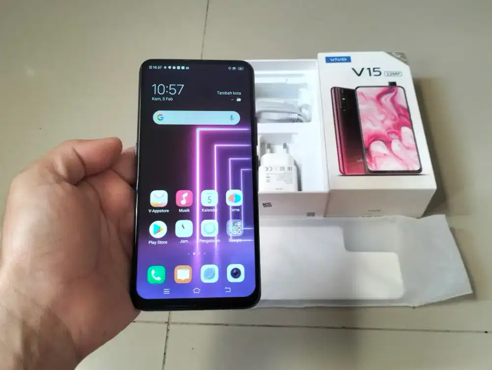 BU VIVO V15 RAM 6GB / 64GB 4G LTE 6.53in Finger Kamera Pop Up Os 11