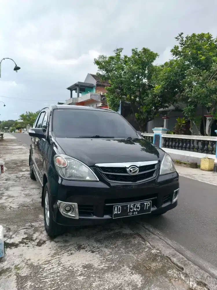 Daihatsu Xenia Xi 2011