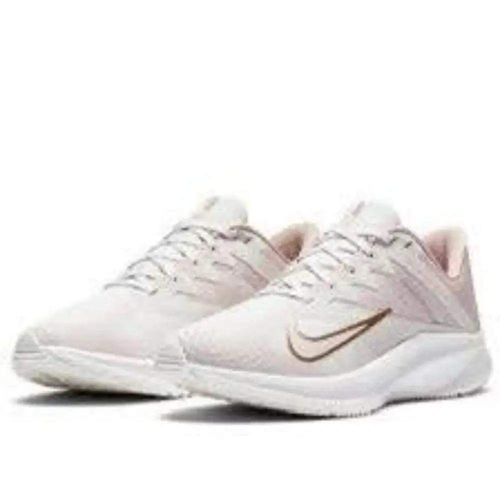 Dijual sepatu nike wanita