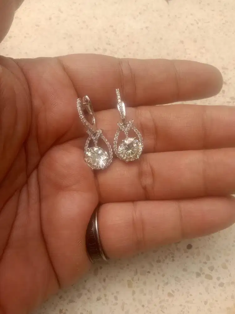 Anting berlian 2 carat sepasang