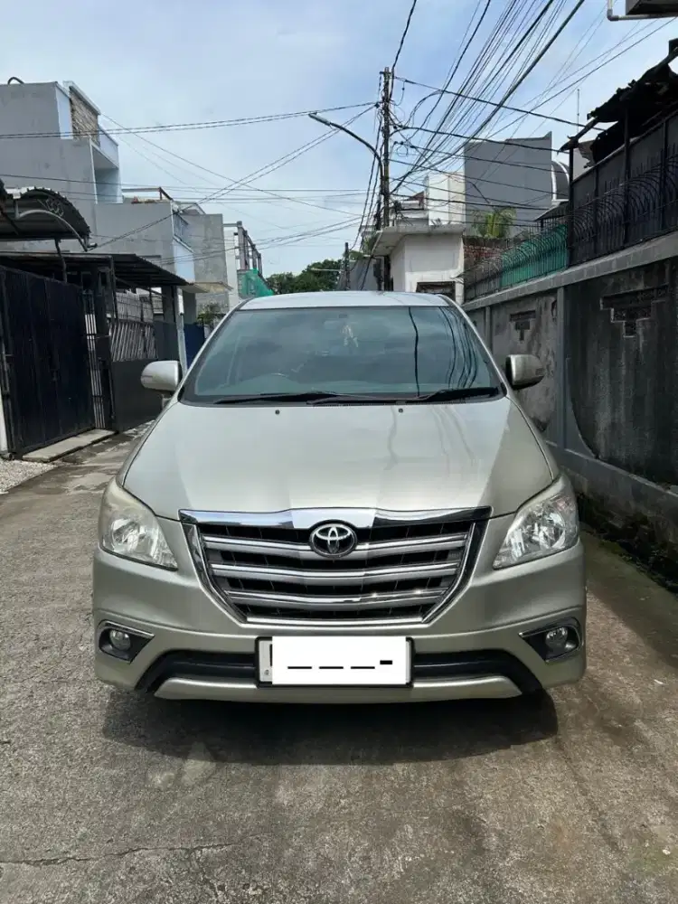 Toyota kijang inova V AT 2014