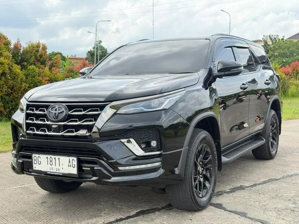 Fortuner 2.8 GR AT | KM 10.000 Like New, Terawat & Siap Pakai