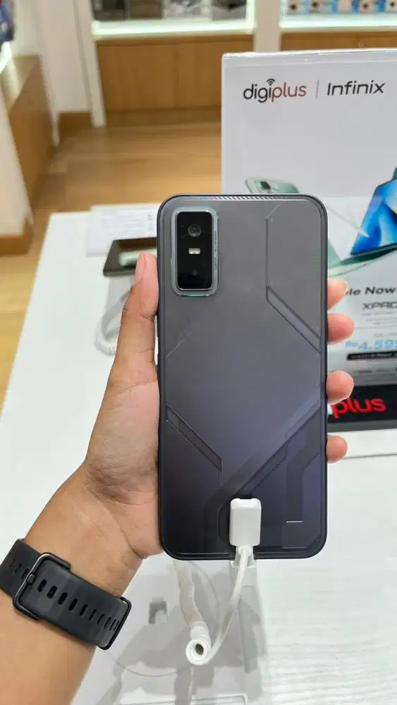 Infinix GT 30 Pro garansi resmi