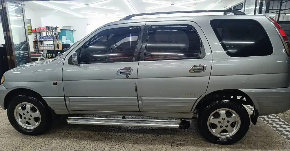 Daihatsu taruna (2000)