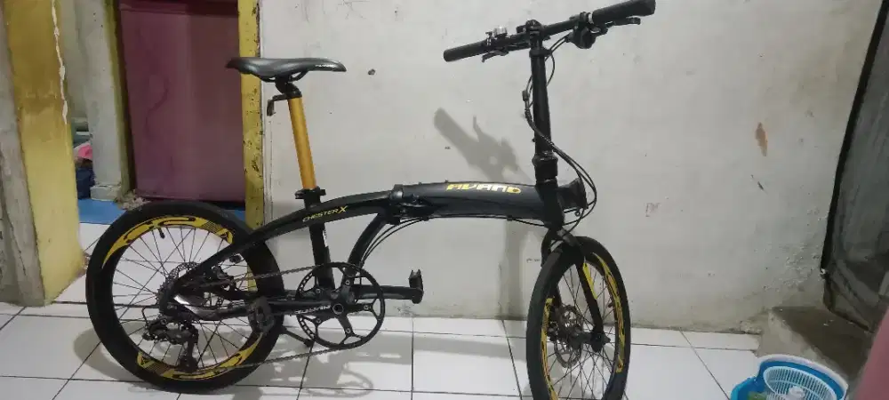 Sepeda lipat United Avand