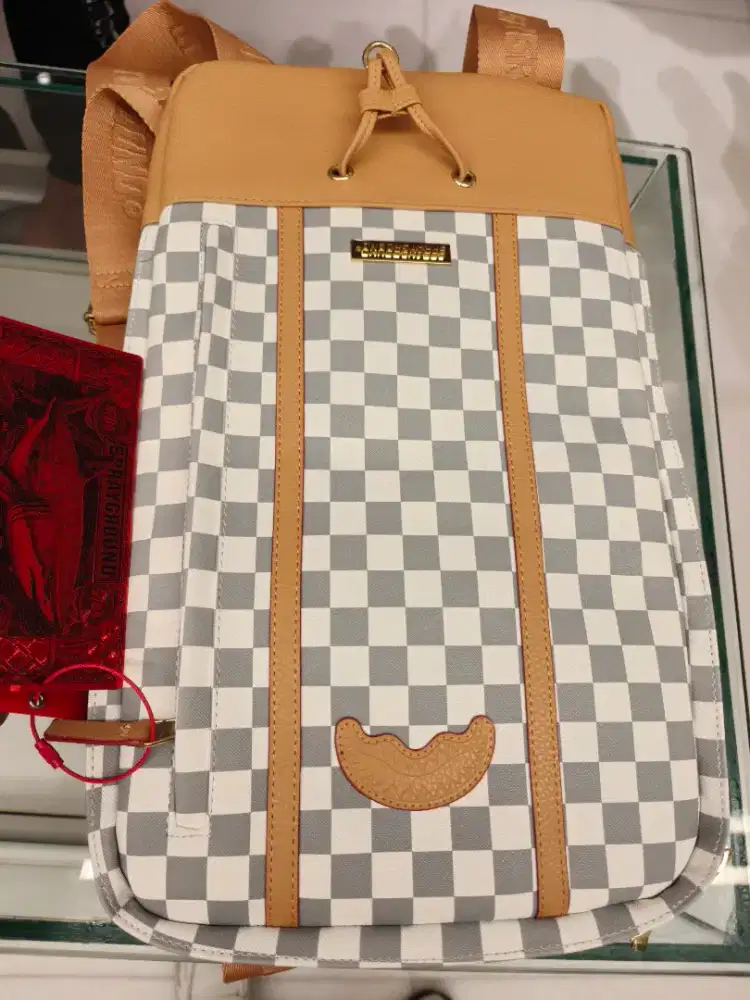 Tas ransel limited edition merk Sprayground