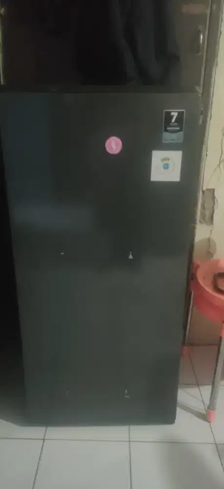 Kulkas merk aqua
