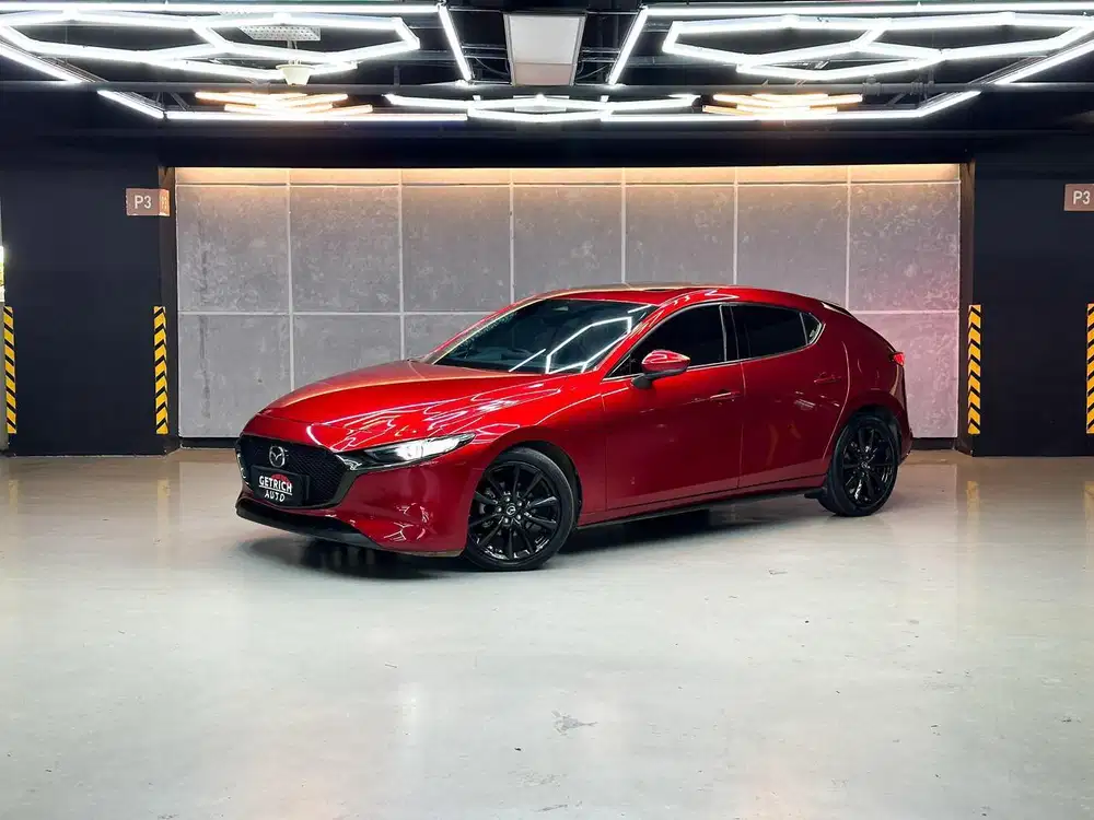 Mazda 3 Hb Hatchback Skyactive Merah 2023