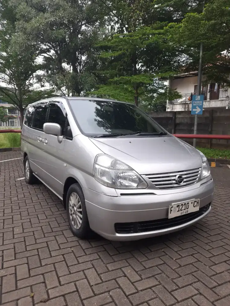 Nissan Serena 2010 matic siap mudik gaes