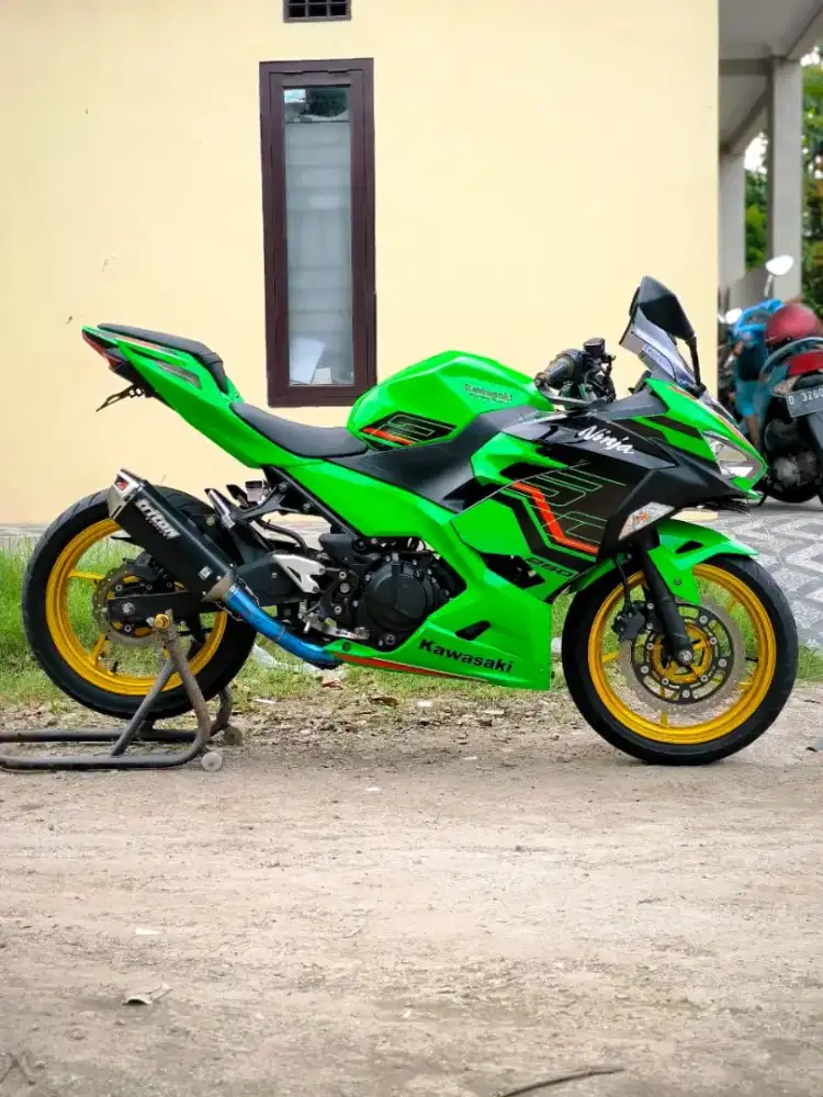 Ninja fi 250 km 8rb
